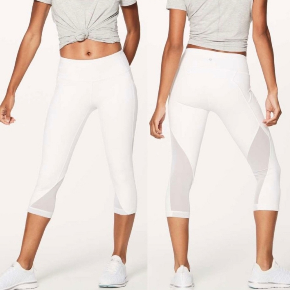 NWT!! Lululemon ** SWEAT YOUR HEART OUT CROP* White Capris SZ 6